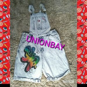 VINTAGE UNIONBAY DISTRESSED OVERALL SHORT